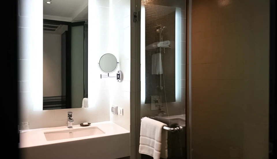 هتل موون پیک سوخومویت 15 بانکوک